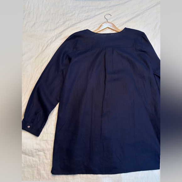 Eileen Fisher deep navy linen button down - Picture 6 of 8